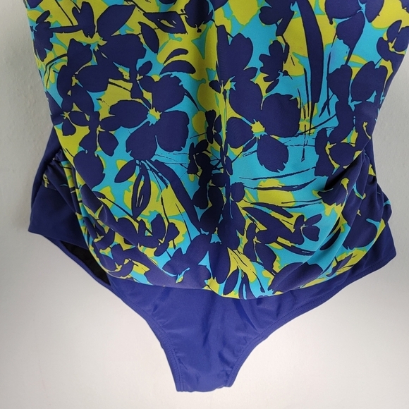 Seekers Contour Australia Blue Floral One Piece Swimsuit Sz 20W Cups DD/E Beachy - Picture 4 of 12